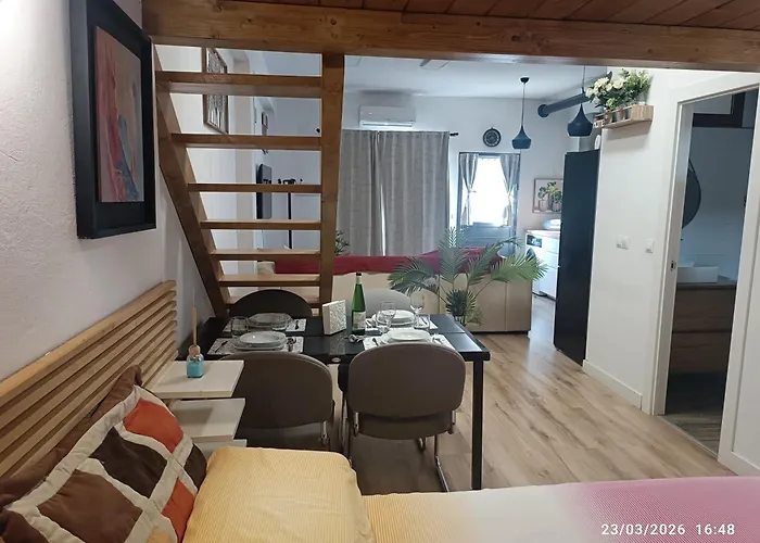 Mcr Deluxe * 克莉丝蒂娜岛